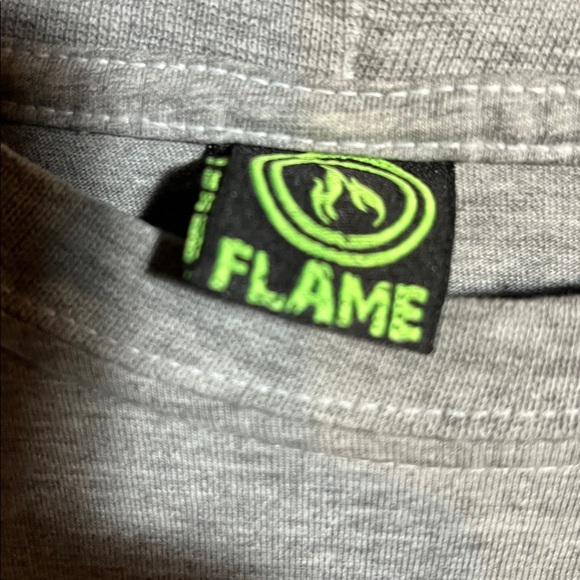 Paramore t shirt - Picture 3 of 6